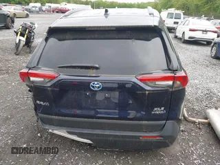 2024 Toyota RAV4 Hybrid XLE Premium с VIN 2T3B6RFV6RW064860, выставлен на аукционе IAAI как лот 41913376 с пробегом 8 125 миль миль и . История ставок и продаж доступна на DreamBid. Изображение 16.