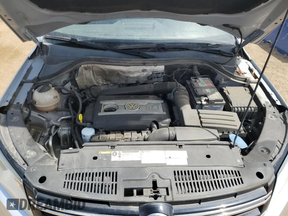 2017 Volkswagen Tiguan S with VIN WVGBV7AX0HK024471, listed as a Copart auction lot 54360875 with 183,469 mi miles and Clean Title. Bid and sale history available at DreamBid. Image 12.
