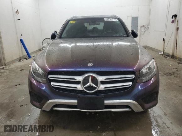 2019 Mercedes-Benz GLC 300 z VIN WDC0G4KB0KV132306, wystawiony jako Copart lot #56292575 z przebiegiem 22 375 mil mil oraz Szkoda całkowita • Salvage title. Historia ofert i sprzedaży dostępna na DreamBid. Obrazek 5.