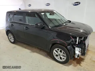 2025 Kia Soul LX with VIN KNDJ23AU7S7926956, listed as a Copart auction lot 52883215 with 13,130 mi miles and Clean Title. Bid and sale history available at carsss.com. Image 4.
