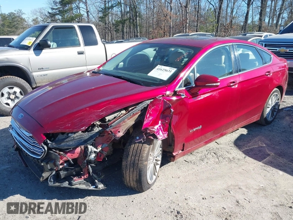 2014 Ford Fusion SE Hybrid with VIN 3FA6P0LU3ER251743, listed as a IAAI auction lot 41625631 with 136,355 mi miles. Bid and sale history available at carsss.com. Image 2.
