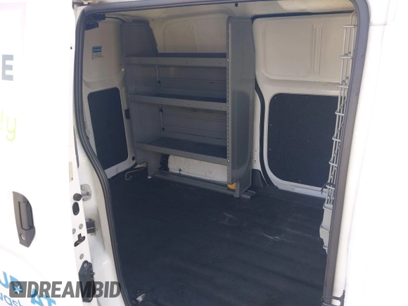 2015 Nissan NV200 SV with VIN 3N6CM0KNXFK693331, listed as a IAAI auction lot 42428684 with 158,605 mi miles and . Bid and sale history available at DreamBid. Image 8.