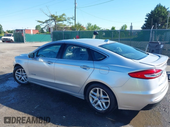 2019 Ford Fusion Titanium with VIN 3FA6P0RUXKR141565, listed as a IAAI auction lot 42323999 with 206,397 mi miles and . Bid and sale history available at DreamBid. Image 3.