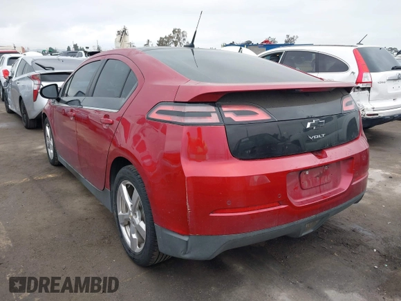 2011 Chevrolet Volt with VIN 1G1RD6E40BU103692, listed as a IAAI auction lot 42206339 with 9,621 mi miles and . Bid and sale history available at carsss.com. Image 3.