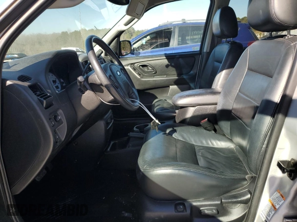2003 Ford Escape Limited with VIN 1FMCU94123KA51772, listed as a Copart auction lot 83006044 with 89,132 mi miles and Salvage Title. Bid and sale history available at carsss.com. Image 7.