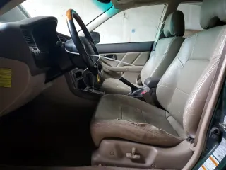 2002 Subaru Legacy Outback VDC z VIN 4S3BH896627653157, wystawiony jako Copart lot #49981775 z przebiegiem 265 573 mil mil oraz Czysty tytuł • Clean title. Historia ofert i sprzedaży dostępna na DreamBid. Obrazek 7.