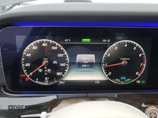2019 Mercedes-Benz CLS with VIN WDD2J5KB2KA038835, listed as a Copart auction lot 85760484 with 33,811 mi miles and Salvage Title. Bid and sale history available at carsss.com. Image 9.