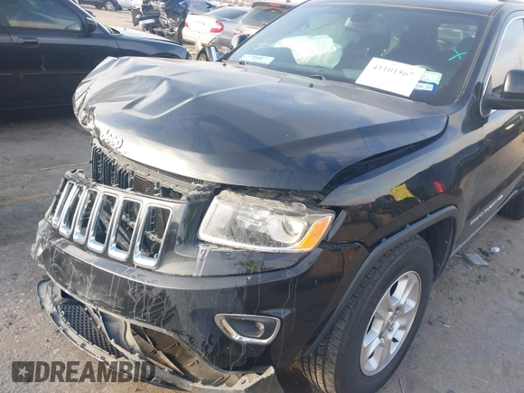 2016 Jeep Grand Cherokee Laredo z VIN 1C4RJEAG8GC455104, wystawiony jako IAAI lot #41101567 z przebiegiem 142 194 mil mil oraz . Historia ofert i sprzedaży dostępna na DreamBid. Obrazek 6.