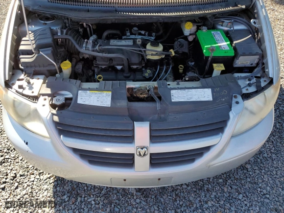 2005 Dodge Caravan SXT with VIN 2D4GP44L85R210500, listed as a Copart auction lot 50492545 with 123,598 mi miles and Clean Title. Bid and sale history available at carsss.com. Image 12.