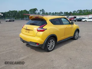 2015 Nissan Juke SL z VIN JN8AF5MV0FT554723, wystawiony jako IAAI lot #42415529 z przebiegiem 226 752 mil mil oraz . Historia ofert i sprzedaży dostępna na DreamBid. Obrazek 4.