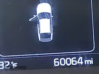 2018 Kia Optima LX z VIN 5XXGT4L33JG270472, wystawiony jako IAAI lot #42292416 z przebiegiem 60 064 mil mil oraz . Historia ofert i sprzedaży dostępna na DreamBid. Obrazek 16.