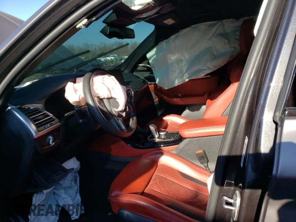 2022 BMW X3 M z VIN 5YM13EC04N9J81389, wystawiony jako Copart lot #68118072 z przebiegiem Nie podano mil oraz . Historia ofert i sprzedaży dostępna na DreamBid. Obrazek 7.