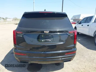 2021 Cadillac XT6 Premium Luxury with VIN 1GYKPCRS9MZ221232, listed as a IAAI auction lot 41783431 with 69,367 mi miles. Bid and sale history available at carsss.com. Image 17.
