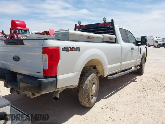 2019 Ford F-250 XL with VIN 1FT7X2B62KED96266, listed as a IAAI auction lot 42240266 with 130,536 mi miles and . Bid and sale history available at DreamBid. Image 4.