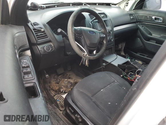 2016 Ford Utility Police Interceptor with VIN 1FM5K8AR4GGC14918, listed as a Copart auction lot 87609665 with 0 mi miles and Salvage Title. Bid and sale history available at carsss.com. Image 8.