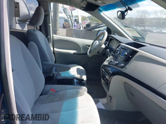 2012 Toyota Sienna LE AAS with VIN 5TDKK3DC7CS274726, listed as a IAAI auction lot 42126219 with 184,158 mi miles. Bid and sale history available at carsss.com. Image 5.