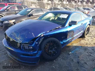 2006 Ford Mustang GT Deluxe with VIN 1ZVFT82H765143166, listed as a IAAI auction lot 41077336 with NaN miles. Bid and sale history available at carsss.com. Image 17.