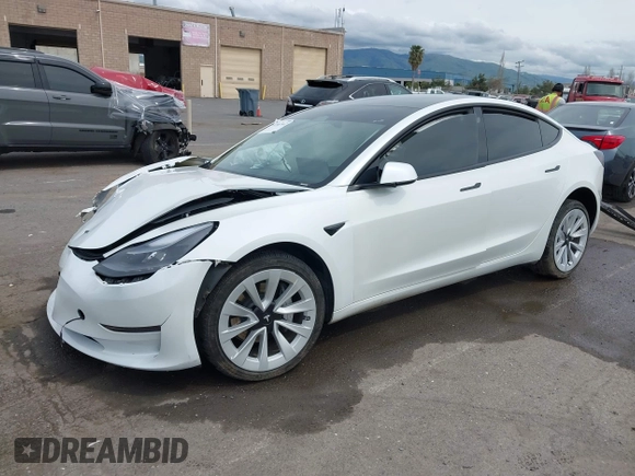 2023 Tesla Model 3 z VIN 5YJ3E1EA5PF383595, wystawiony jako IAAI lot #41965562 z przebiegiem 35 878 mil mil oraz . Historia ofert i sprzedaży dostępna na DreamBid. Obrazek 16.