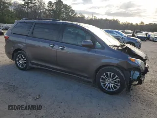 2020 Toyota Sienna XLE Auto Access Seat with VIN 5TDYZ3DC4LS073596, listed as a Copart auction lot 48262685 with 59,145 mi miles and Salvage Title. Bid and sale history available at carsss.com. Image 4.