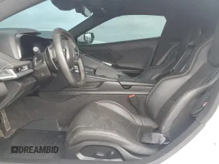 2024 Chevrolet Corvette 1LT z VIN 1G1YA2D42R5129570, wystawiony jako Copart lot #52635945 z przebiegiem Nie podano mil oraz Szkoda całkowita • Salvage title. Historia ofert i sprzedaży dostępna na DreamBid. Obrazek 7.