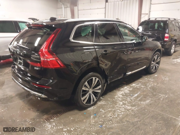 2023 Volvo XC60 Plus Bright Theme with VIN YV4L12RN8P1273371, listed as a IAAI auction lot 41150994 with 17,132 mi miles. Bid and sale history available at carsss.com. Image 4.
