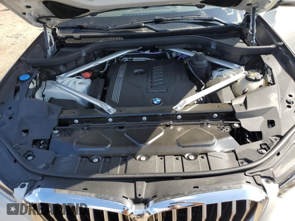 2021 BMW X5 xDrive40i with VIN 5UXCR6C09M9F71460, listed as a Copart auction lot 73531444 with 26,066 mi miles and Salvage title. Bid and sale history available at DreamBid. Image 11.