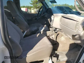 2003 GMC Safari with VIN 1GKDM19X93B516849, listed as a Copart auction lot 82296404 with Not Provided miles and Salvage Title. Bid and sale history available at carsss.com. Image 7.