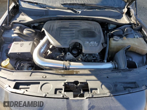 2015 Chrysler 300 with VIN 2C3CCAGG7FH892298, listed as a Copart auction lot 46131685 with 208,736 mi miles and Salvage Title. Bid and sale history available at carsss.com. Image 12.