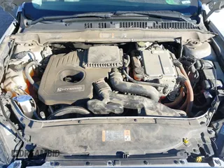 2015 Ford Fusion S Hybrid with VIN 3FA6P0UU0FR307900, listed as a IAAI auction lot 41507112 with 150,257 mi miles. Bid and sale history available at carsss.com. Image 10.