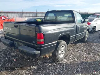 2001 Dodge 1500 z VIN 1B7HC16Y11S300200, wystawiony jako IAAI lot #41819890 z przebiegiem 183 806 mil mil oraz . Historia ofert i sprzedaży dostępna na DreamBid. Obrazek 4.