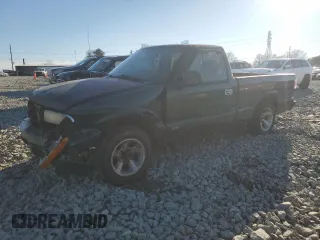 1998 Chevrolet S-10 with VIN 1GCCS1445WK234691, listed as a Copart auction lot 88746545 with 275,680 mi miles and Salvage Title. Bid and sale history available at carsss.com. Image 1.