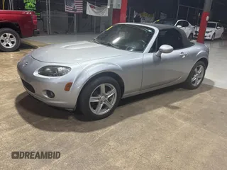 2006 Mazda MX-5 Miata Touring with VIN JM1NC25F460120639, listed as a Copart auction lot 56597925 with 88,608 mi miles and Clean title. Bid and sale history available at DreamBid. Image 2.