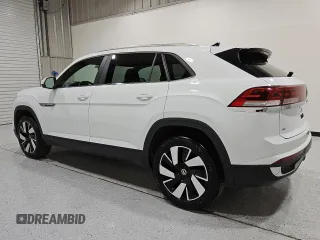 2024 Volkswagen Atlas SE z VIN 1V2WE2CAXRC219246, wystawiony jako Copart lot #55703915 z przebiegiem 39 735 mil mil oraz Czysty tytuł • Clean title. Historia ofert i sprzedaży dostępna na DreamBid. Obrazek 2.