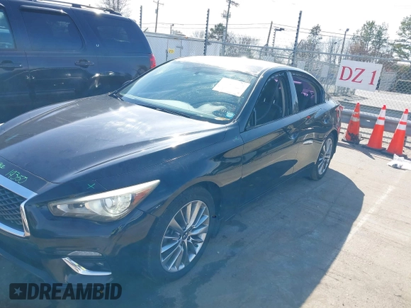 2018 Infiniti Q50 Luxe with VIN JN1EV7AP6JM592321, listed as a IAAI auction lot 41566556 with 109,545 mi miles and . Bid and sale history available at DreamBid. Image 6.