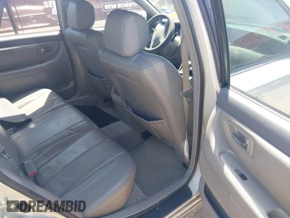 2000 Toyota Avalon XL with VIN 4T1BF28B5YU027140, listed as a IAAI auction lot 42005055 with 138,364 mi miles and . Bid and sale history available at DreamBid. Image 8.