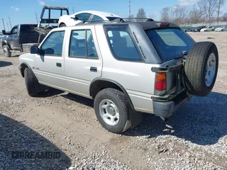 1995 Isuzu Rodeo z VIN 4S2CM58V4S4363500, wystawiony jako IAAI lot #41821801 z przebiegiem 94 480 mil mil oraz . Historia ofert i sprzedaży dostępna na DreamBid. Obrazek 3.