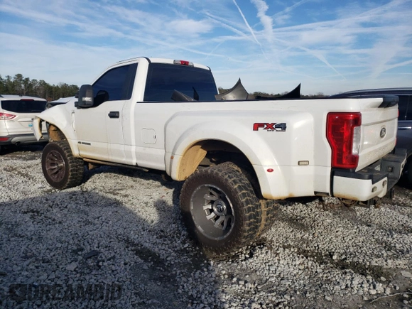 2018 Ford F-350 XL z VIN 1FTRF3DT9JEB35526, wystawiony jako Copart lot #37557924 z przebiegiem 151 676 mil mil oraz Szkoda całkowita • Salvage title. Historia ofert i sprzedaży dostępna na DreamBid. Obrazek 2.