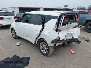2023 Kia Soul S with VIN KNDJ23AUXP7215033, listed as a IAAI auction lot 41598392 with 49,416 mi miles. Bid and sale history available at carsss.com. Image 3.