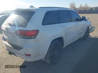 2017 Jeep Grand Cherokee Laredo with VIN 1C4RJFAG2HC876727, listed as a IAAI auction lot 41712954 with 134,412 mi miles. Bid and sale history available at carsss.com. Image 4.