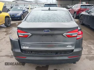 2020 Ford Fusion SE with VIN 3FA6P0HD2LR188589, listed as a IAAI auction lot 41894122 with 96,238 mi miles. Bid and sale history available at carsss.com. Image 16.