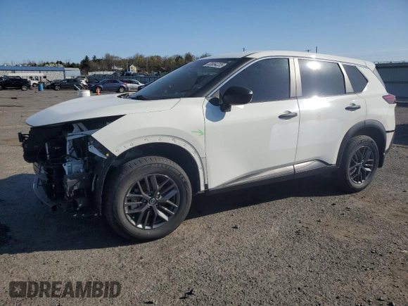 2021 Nissan Rogue S with VIN 5N1AT3AA3MC807472, listed as a Copart auction lot 52054225 with 47,322 mi miles and Salvage title. Bid and sale history available at DreamBid. Image 1.