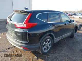 2017 Honda CR-V EX with VIN 5J6RW2H5XHL033724, listed as a IAAI auction lot 41686983 with 33,678 mi miles. Bid and sale history available at carsss.com. Image 4.