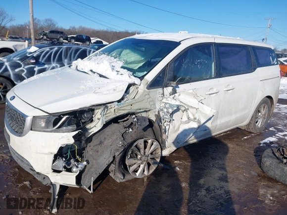 2015 Kia Sedona L with VIN KNDMA5C15F6031279, listed as a IAAI auction lot 41364859 with 149,511 mi miles. Bid and sale history available at carsss.com. Image 17.