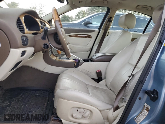 2005 Jaguar S-Type z VIN SAJWA01T45FN51425, wystawiony jako Copart lot #86682684 z przebiegiem 53 218 mil mil oraz Czysty tytuł • Clean title. Historia ofert i sprzedaży dostępna na DreamBid. Obrazek 7.