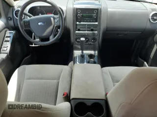 2008 Ford Explorer XLT z VIN 1FMEU63E38UB11226, wystawiony jako Copart lot #60706185 z przebiegiem 155 464 mil mil oraz Szkoda całkowita • Salvage title. Historia ofert i sprzedaży dostępna na DreamBid. Obrazek 8.