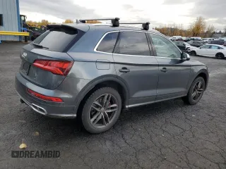 2018 Audi SQ5 Prestige with VIN WA1C4AFY6J2101077, listed as a Copart auction lot 82238344 with 26,034 mi miles and Salvage Title. Bid and sale history available at DreamBid. Image 3.