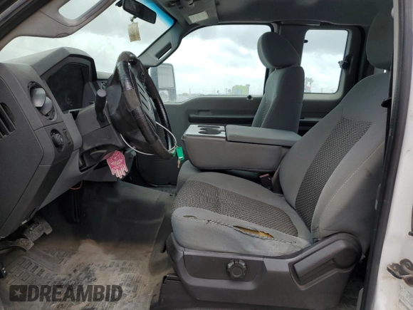 2011 Ford F-250 XL с VIN 1FT7X2A60BEA38231, выставлен на аукционе Copart как лот 55747325 с пробегом 253 377 миль миль и Чистый • Clean title. История ставок и продаж доступна на DreamBid. Изображение 7.