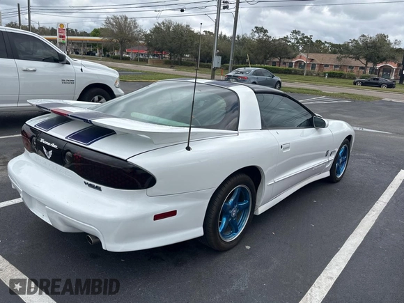 1999 Pontiac Firebird Formula with VIN 2G2FV22G7X2220315, listed as a Copart auction lot 46482085 with 107,524 mi miles and Clean title. Bid and sale history available at DreamBid. Image 4.