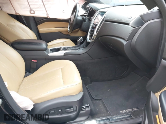 2016 Cadillac SRX Luxury Collection with VIN 3GYFNEE3XGS525706, listed as a IAAI auction lot 41744652 with 98,133 mi miles. Bid and sale history available at carsss.com. Image 5.