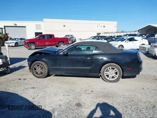 2014 Ford Mustang V6 with VIN 1ZVBP8EM2E5322709, listed as a IAAI auction lot 41732809 with 130,263 mi miles. Bid and sale history available at carsss.com. Image 15.